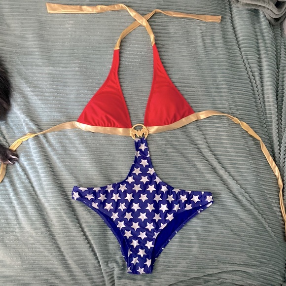 Wonder Woman bathing suit (size small) - Picture 1 of 7